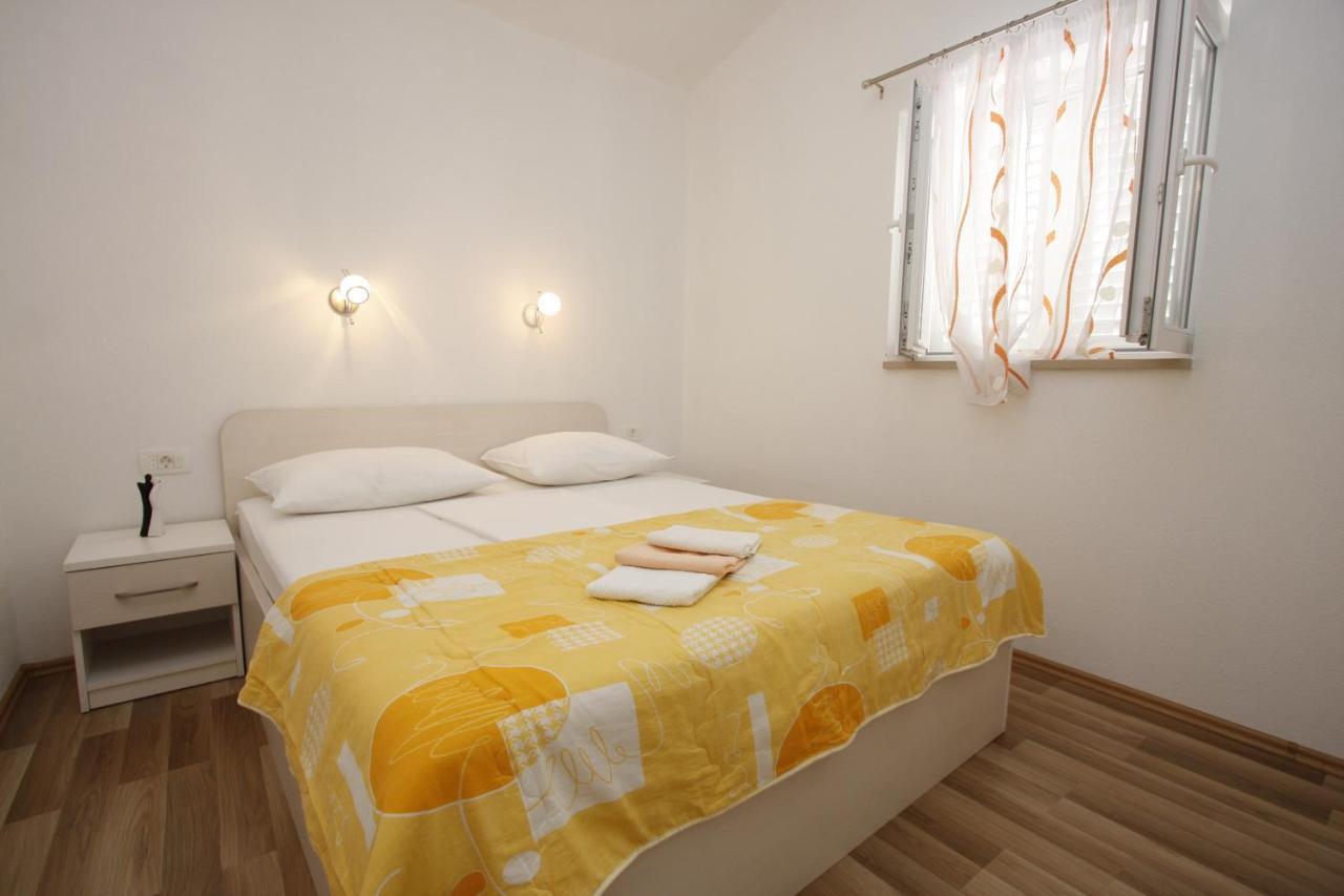 Apartments Turic Tučepi Esterno foto